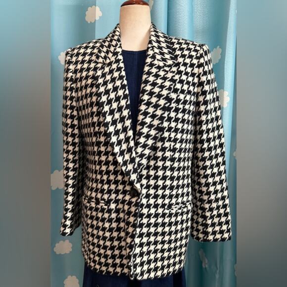 Vintage Jackets & Blazers - Vintage 80s Giorgio Sant Angelo houndstooth blazer. 8